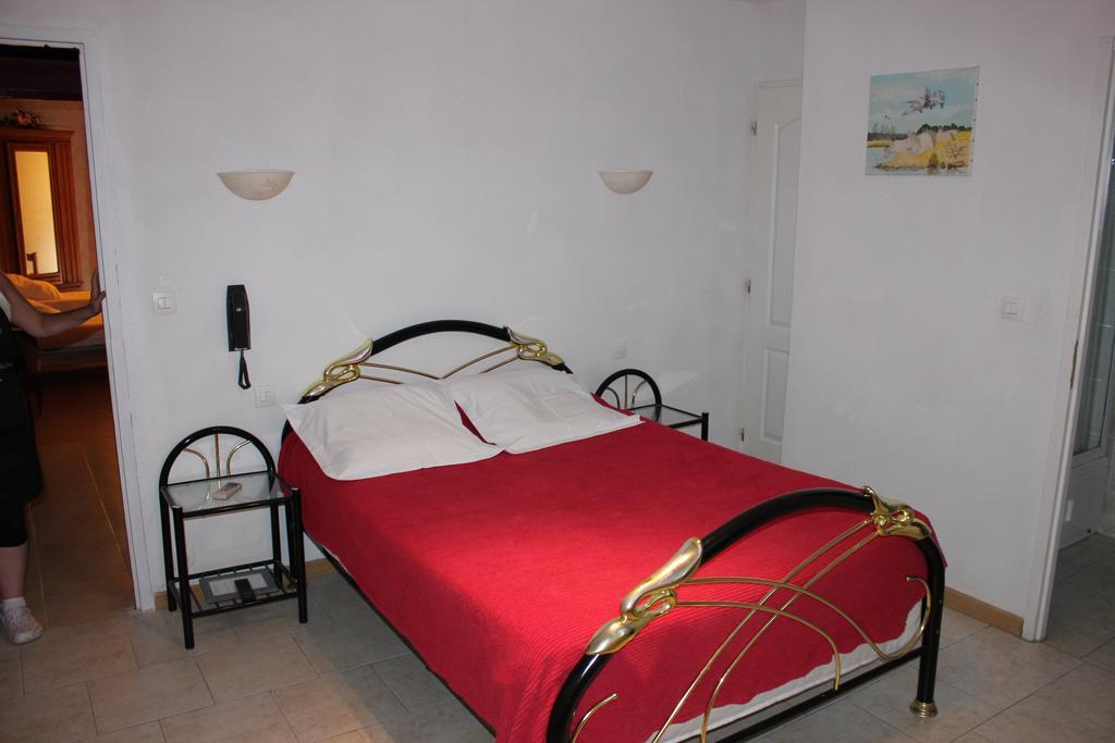 Hotel Restaurant La Camargue Salin-de-Giraud Bilik gambar