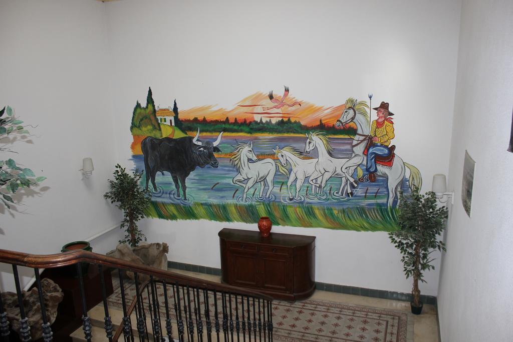 Hotel Restaurant La Camargue Salin-de-Giraud Luaran gambar